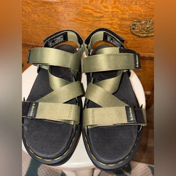 Dr. Martens Kimber II Olive Platform Sandals | size 6 | NWOT - Picture 10 of 11